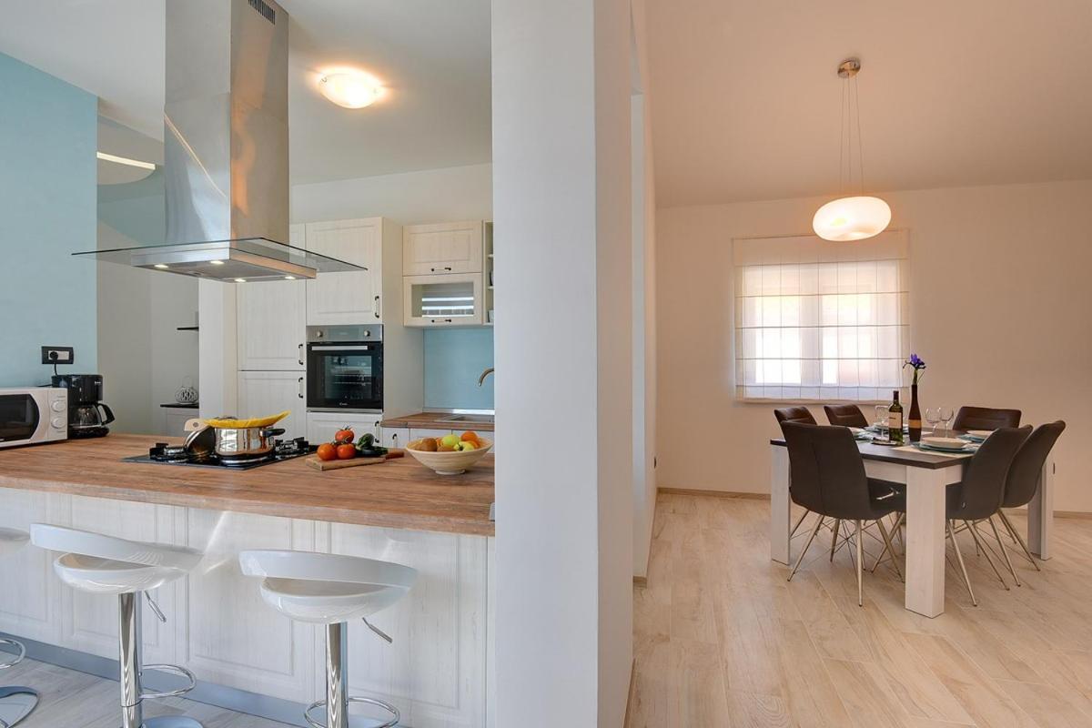 Villa Sunny Home فودنيان المظهر الخارجي الصورة