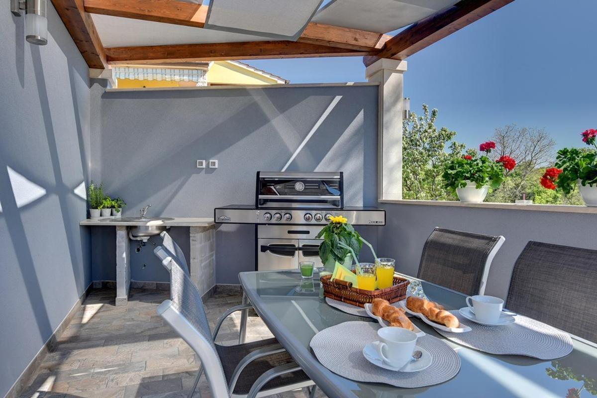 Villa Sunny Home فودنيان المظهر الخارجي الصورة