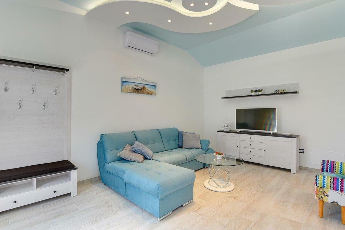 Villa Sunny Home فودنيان المظهر الخارجي الصورة