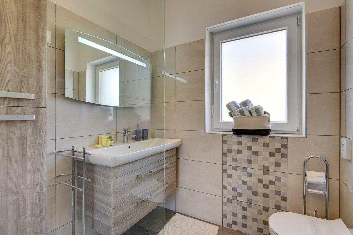 Villa Sunny Home فودنيان المظهر الخارجي الصورة