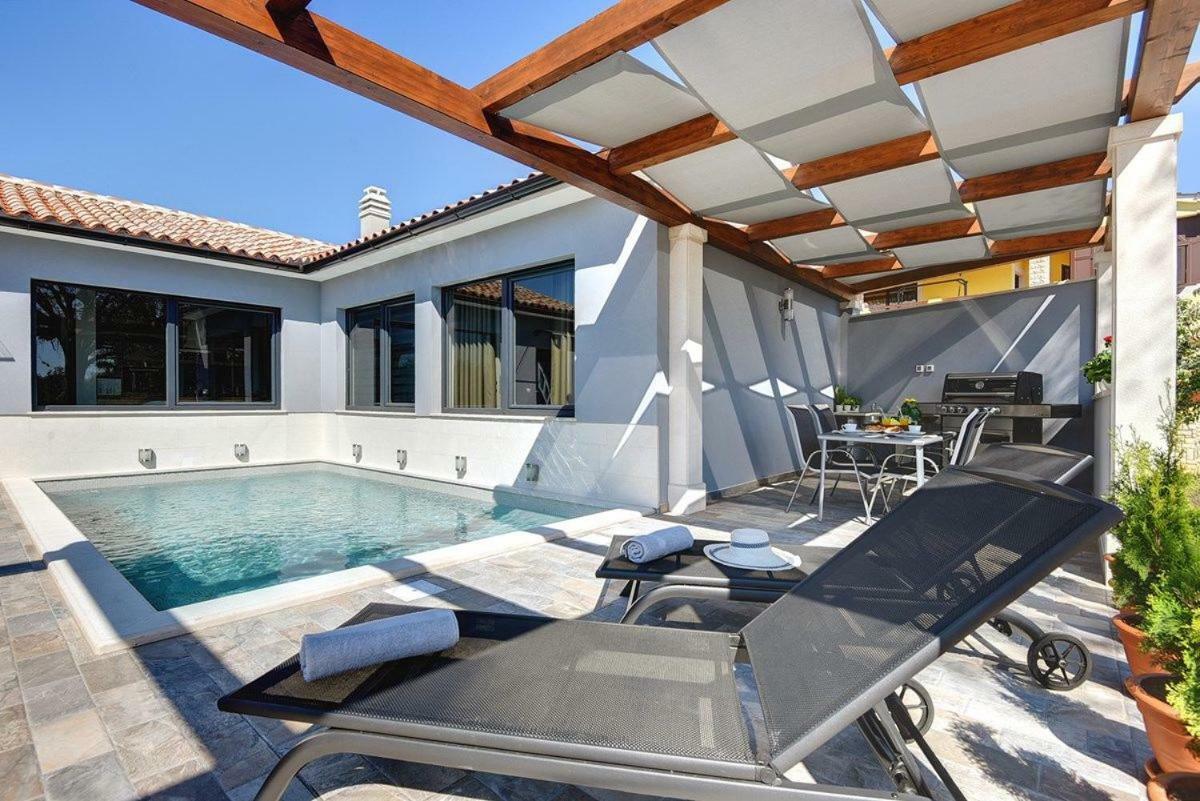 Villa Sunny Home فودنيان المظهر الخارجي الصورة